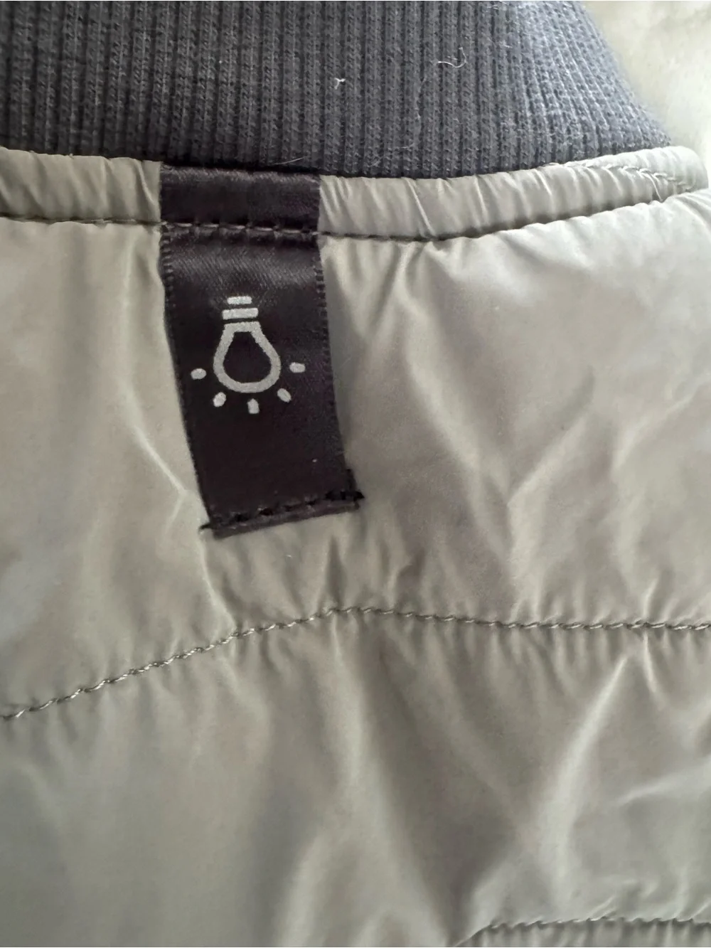 Arcadia Trail Ultra Reflective Sherpa Lined Dog Jacket Gray Coat M